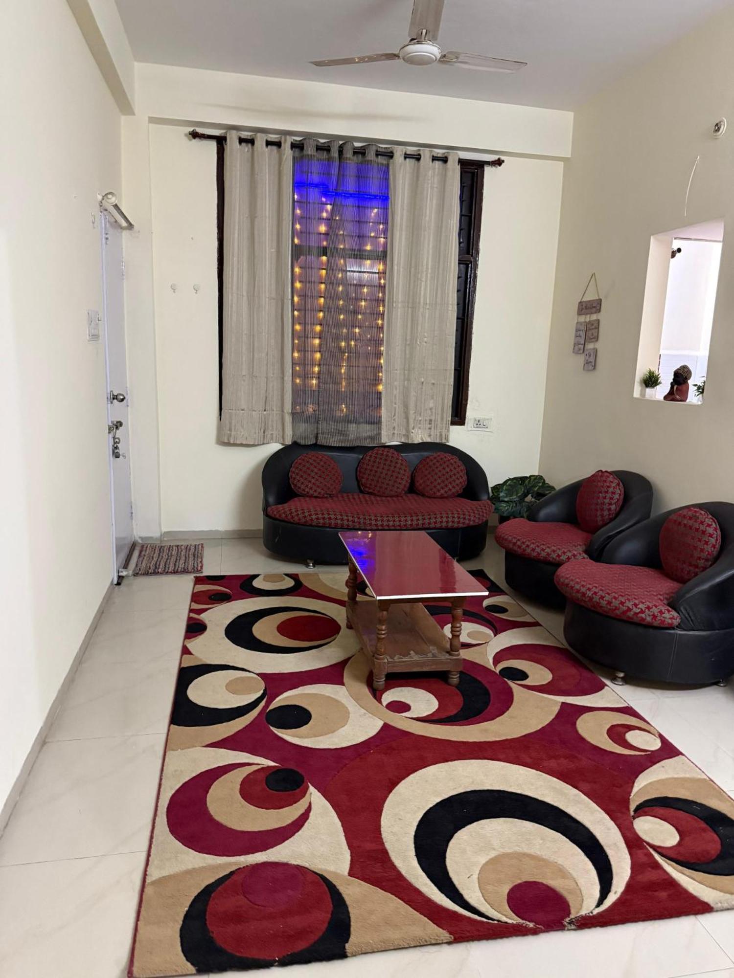 Ava Homestay Индор Екстериор снимка