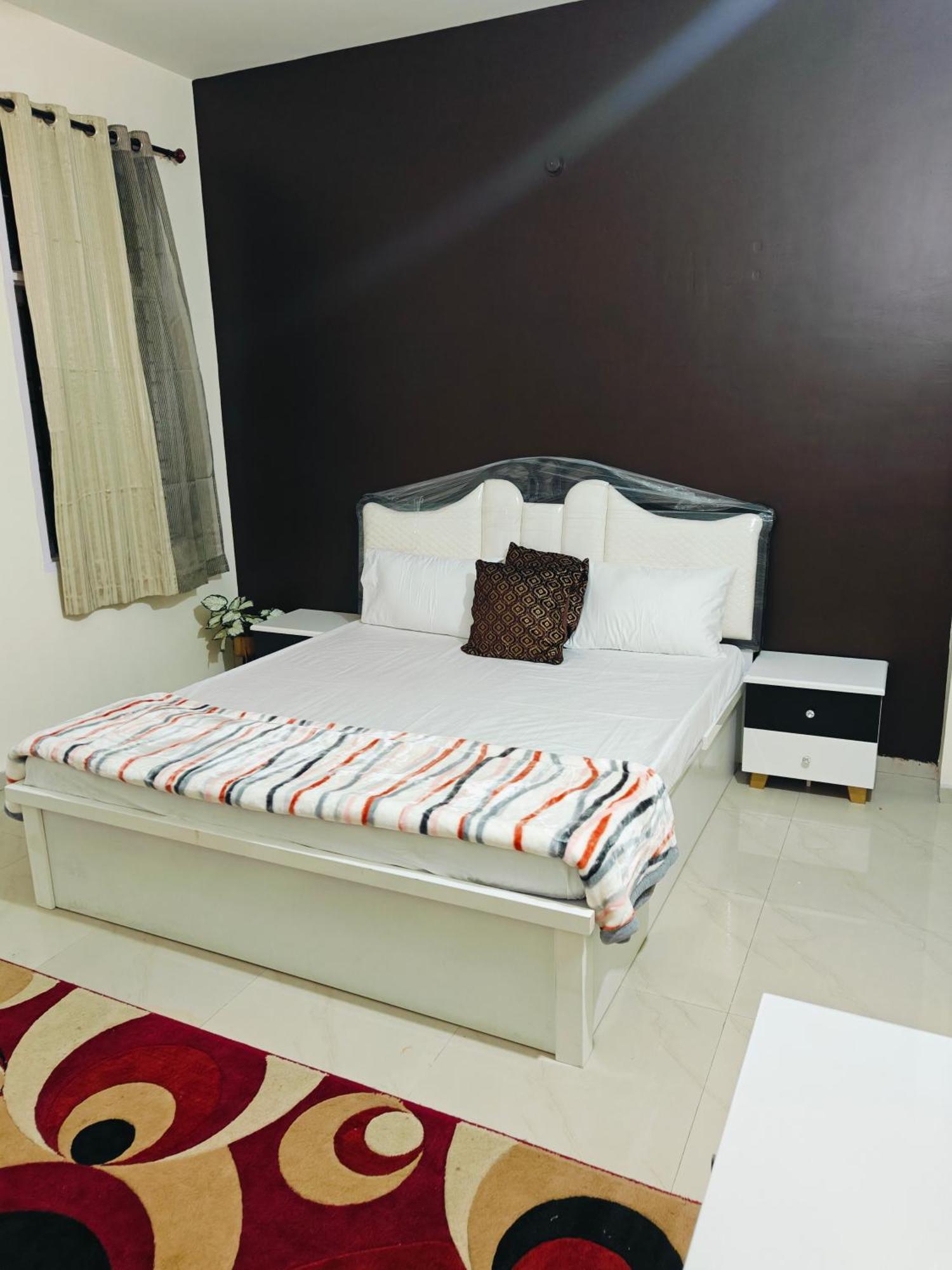 Ava Homestay Индор Екстериор снимка