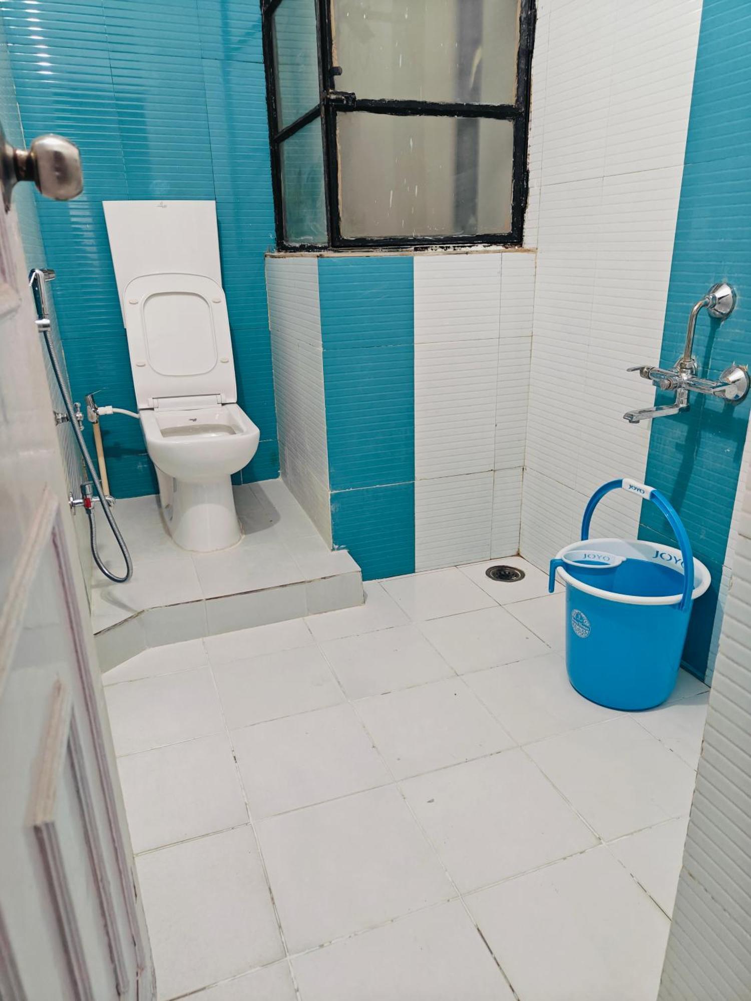 Ava Homestay Индор Екстериор снимка