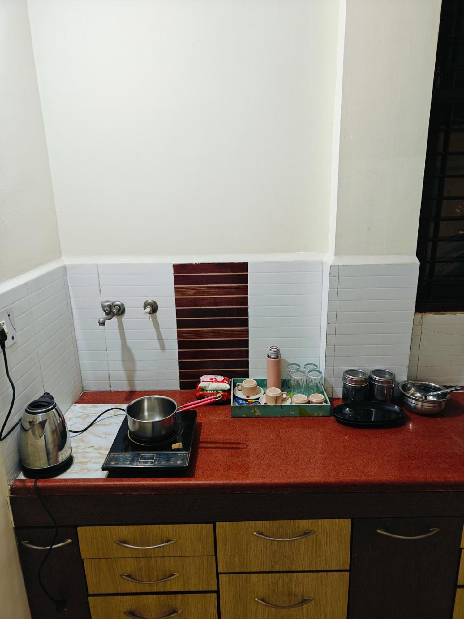 Ava Homestay Индор Екстериор снимка
