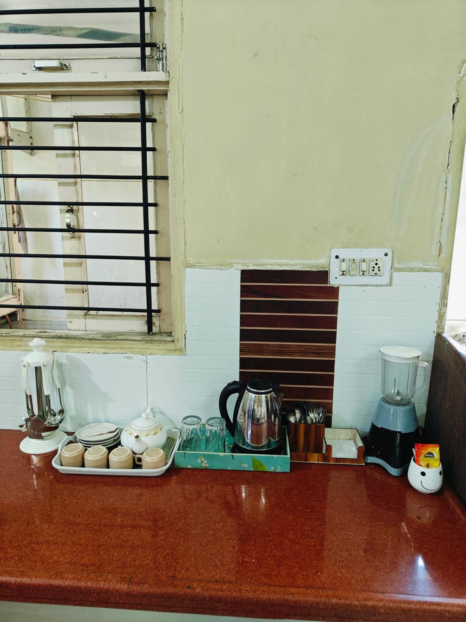 Ava Homestay Индор Екстериор снимка