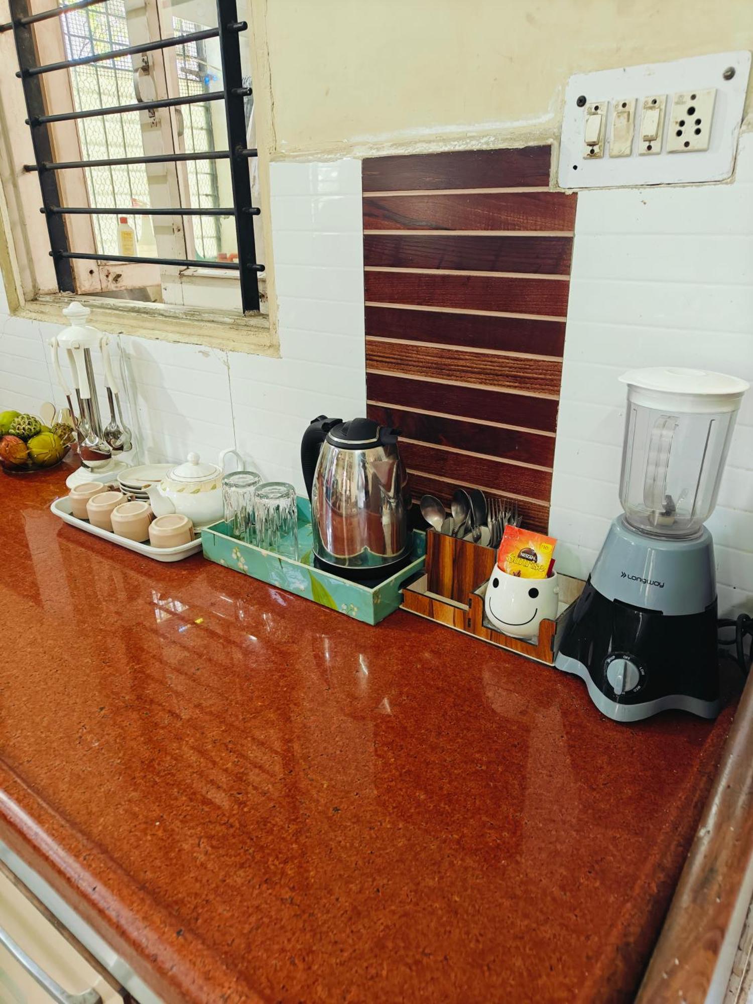 Ava Homestay Индор Екстериор снимка
