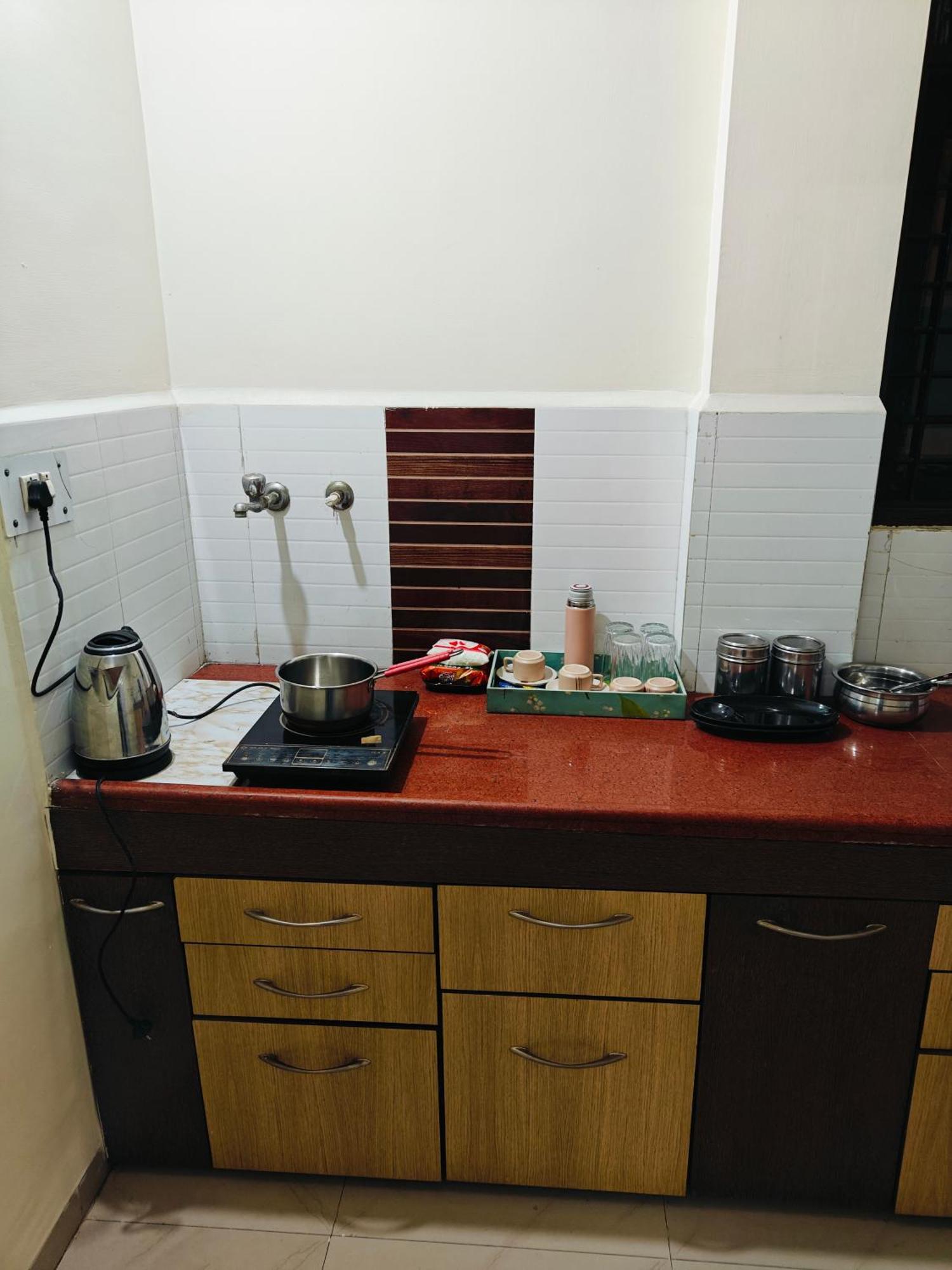 Ava Homestay Индор Екстериор снимка