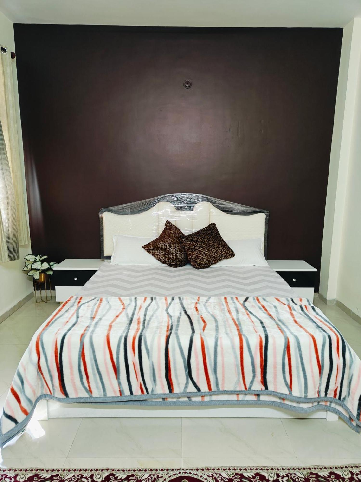 Ava Homestay Индор Екстериор снимка